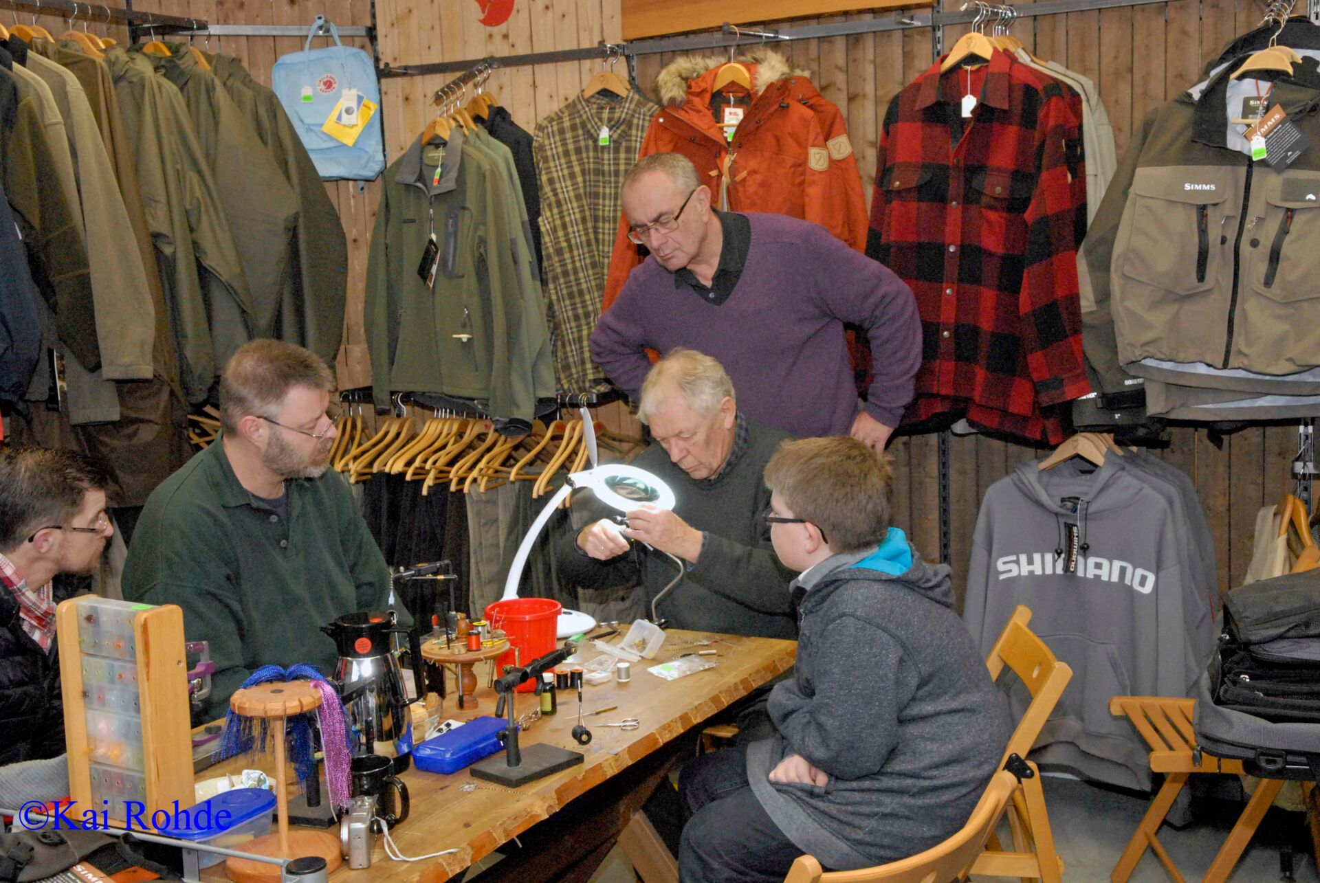 Fliegenbinden bei Kalles Angelshop
